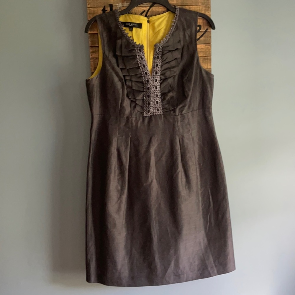 Nine West grey and yellow tuxedo cocktail dress size 10 wedding dressy fancy